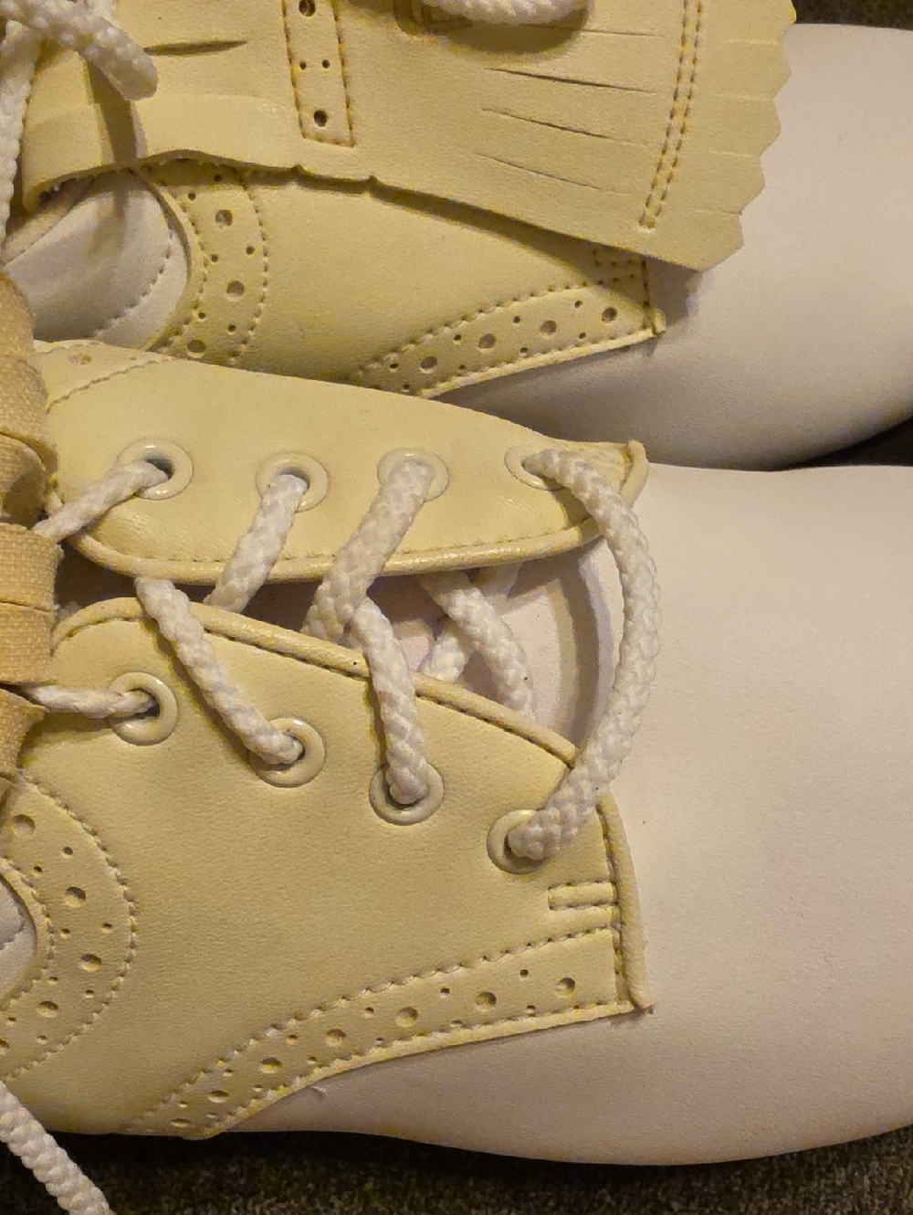 FootJoy White Leather Golf Oxfords with Cream Kiltie - Picture 7 of 9
